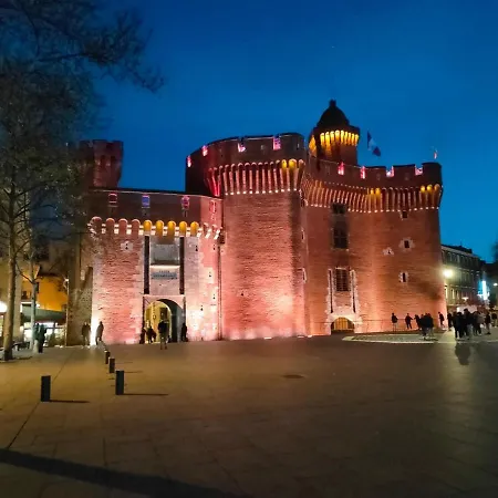 Confortable Avec Terrasse Proche Castillet